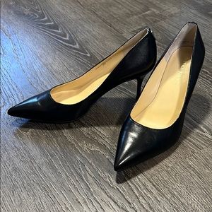 Ivanka Trump Blank Leather Shoes